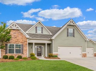 354 Red Cap Cir, Jefferson, GA 30549