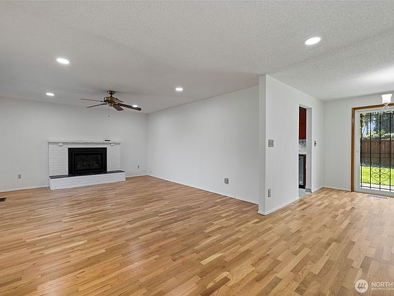 4th image of 9313 112th Street Ct SW