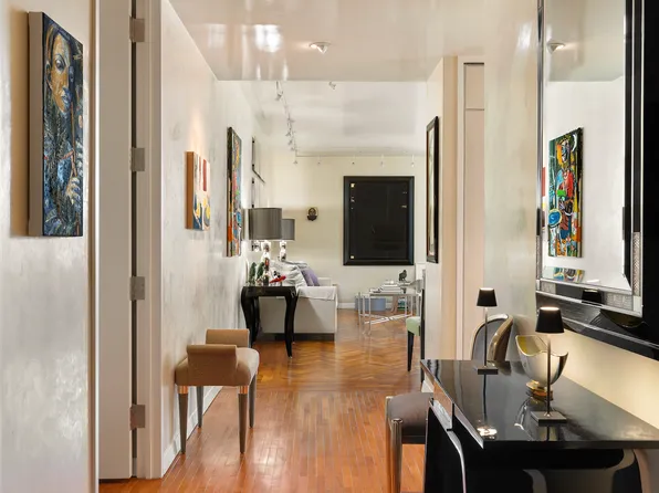 15 West 53rd Street image 3 of 11