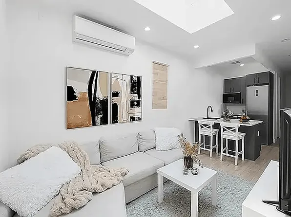 195 Meserole Street image 1 of 5