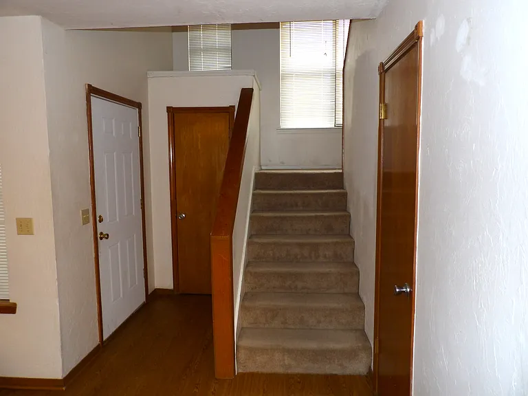 1204 NW Columbia Ave — Photo 10