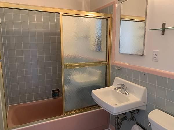 1st image of 361 11th Ave APT 3