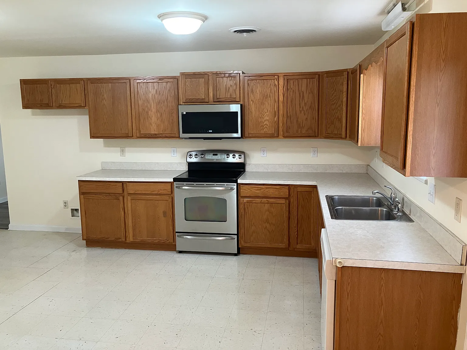 507 Ledge Dr — Photo 3