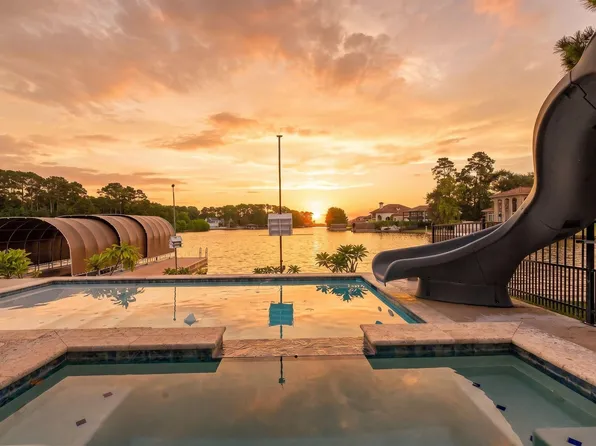 28560 Oaks On The Water, Montgomery, TX 77356