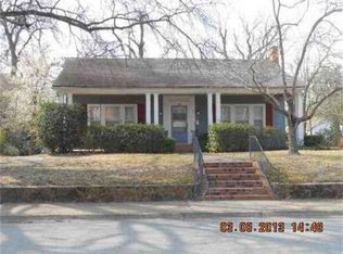 625 N High St, Henderson, TX 75652