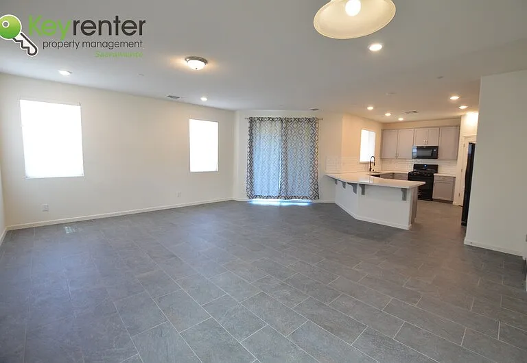 3055 Island Creek Way — Photo 3