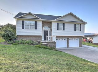 232 Navajo Trl, Church Hill, TN 37642