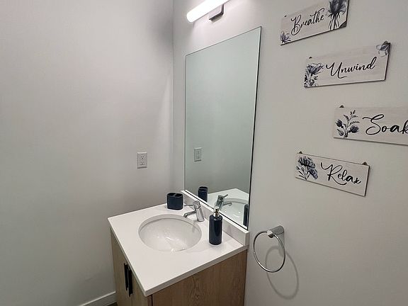 3rd image of 105 Howe St #205
