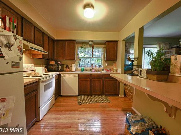 4th image of 14936 Lady Madonna Ct