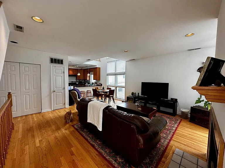 LIVING ROOM/DINING ROOM/ KITCHEN