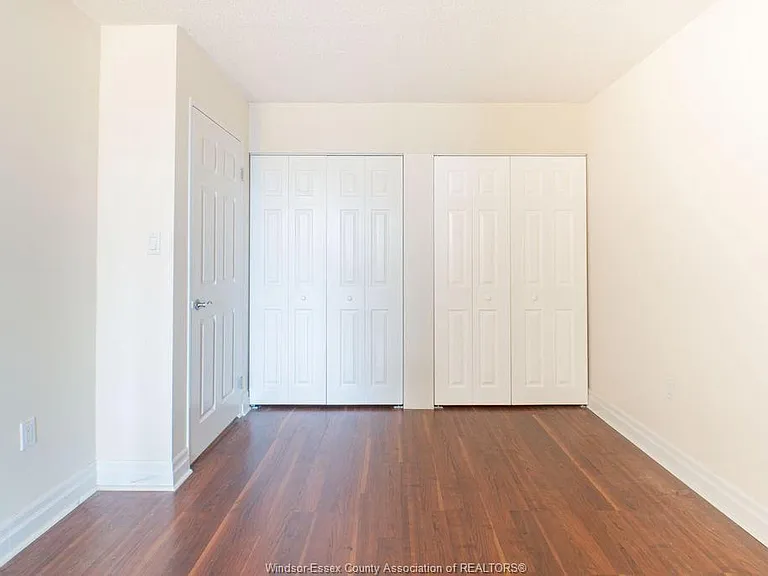 75 Riverside Dr E #901 — Photo 14