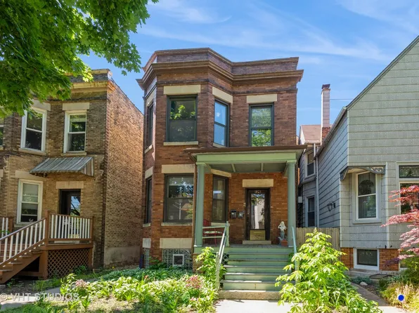 1821 W Patterson Ave, Chicago, IL 60613