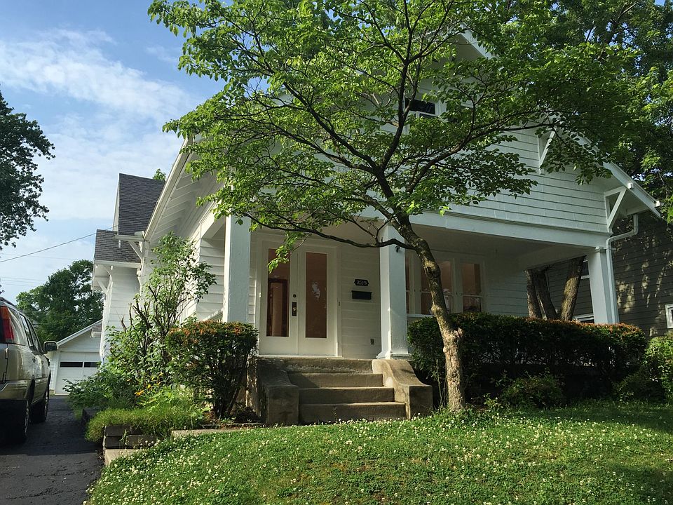 1st image of 225 Wiltshire Blvd