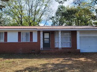 725 Moriston Rd, Fayetteville, NC 28314