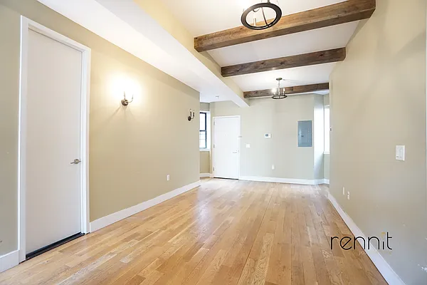 Rented by Rennit Inc. | media 4