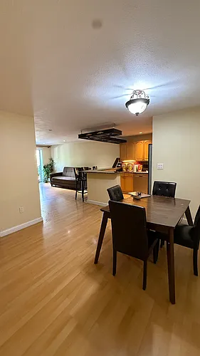 1100 Governors Dr #13 Photo 1