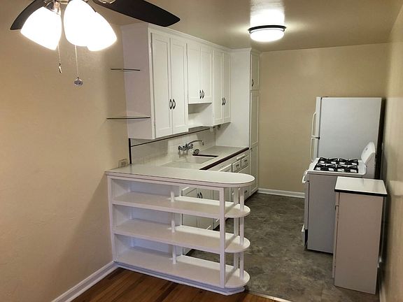 4th image of 940 E 8th Ave APT 3