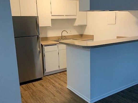 3rd image of 2415 Madera Cir APT 12