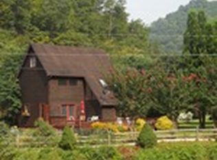 44 State Highway 611, Pikeville, KY 41501