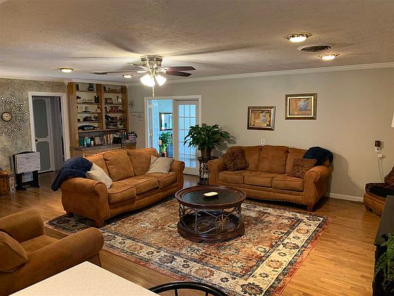4th image of 3295 Blackmon Ln