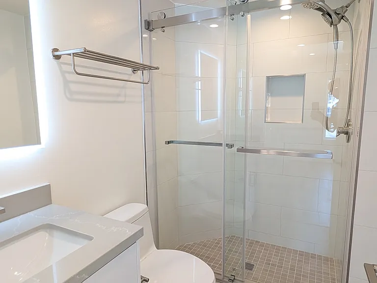 1333 Brockton Ave #8 — Photo 9