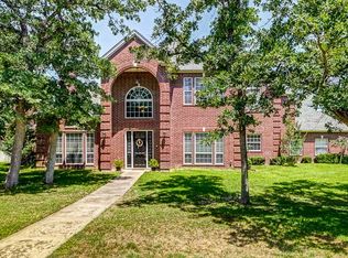 133 Westlake Woods Dr, Azle, TX 76020