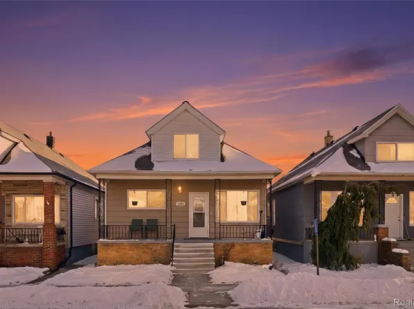 11644 Charest St, Hamtramck, MI 48212