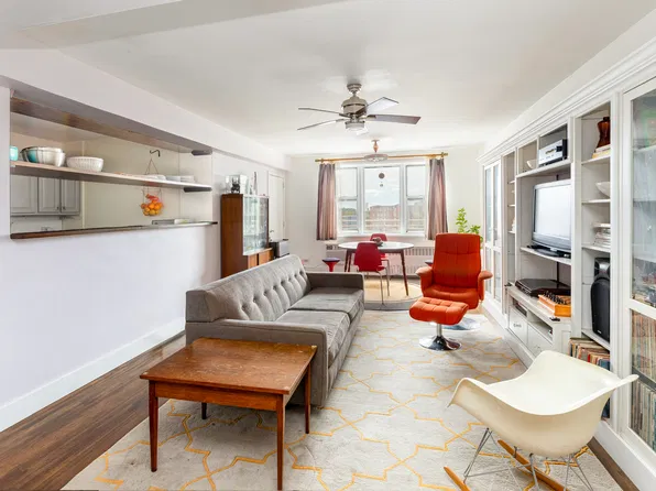 609 Kappock Street image 1 of 15