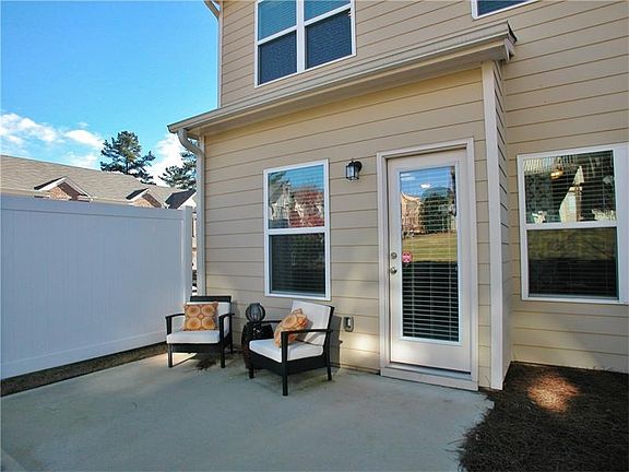 3rd image of 3235 Garden Glade Ln
