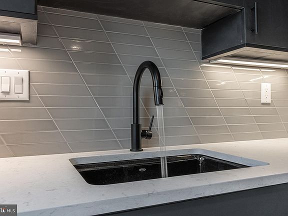 3rd image of 102 W Berks St #401