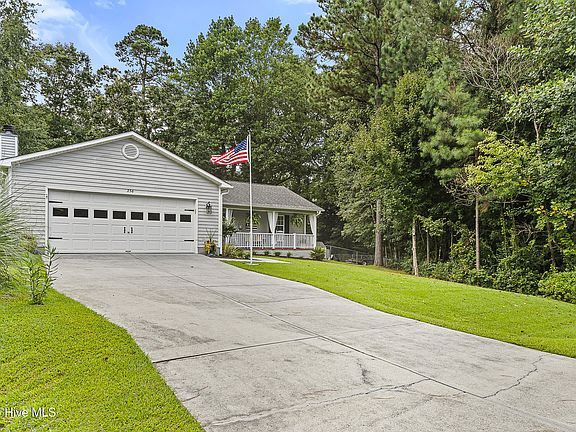 2nd image of 256 S Creek Drive