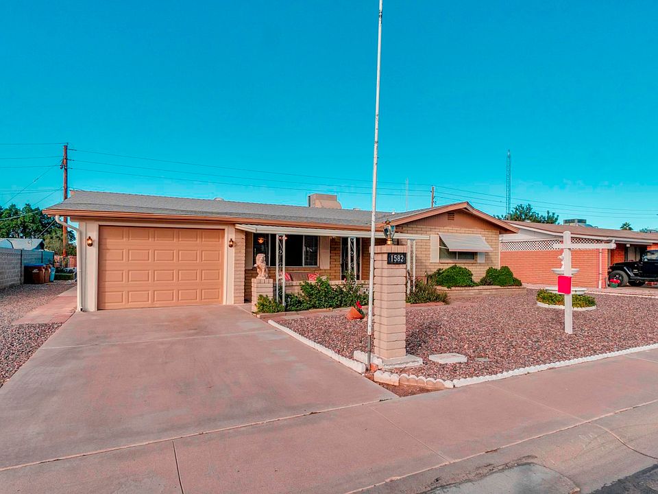 1582 S Ocotillo DR-1