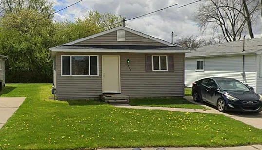 3 bed, 960 sqft, $1,100 — Photo 1