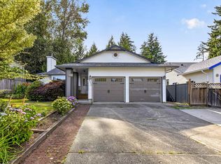 12421 231st St, Maple Ridge, BC V2X0G3