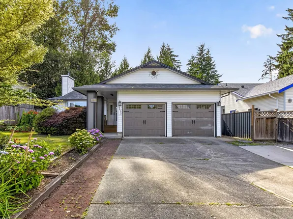 12421 231st St, Maple Ridge, BC V2X 0G3
