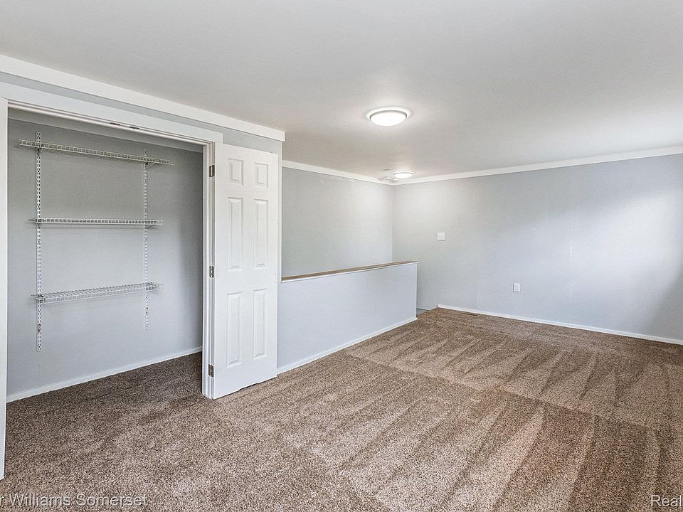 8233 Meadow Ave, photo 12