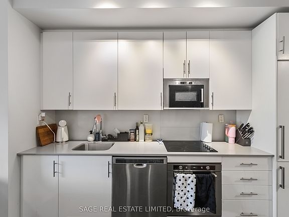 4th image of 460 Adelaide St E #309