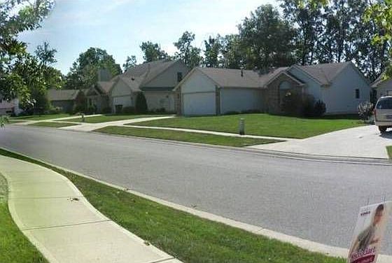 1st image of 9332 Whispering Woods Dr
