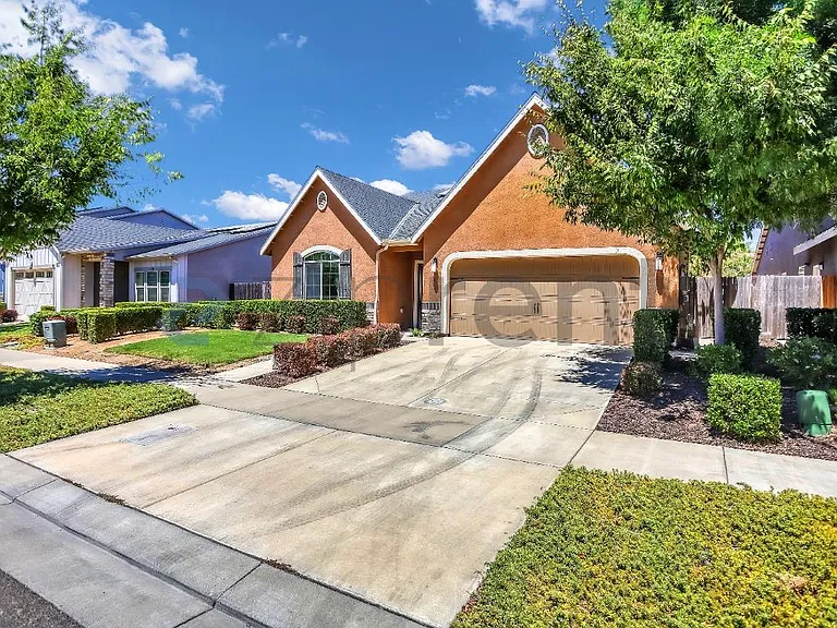 2363 Narvaez Way — Photo 3