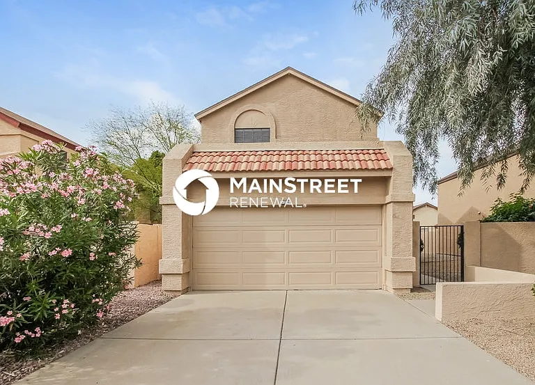 526 E Utopia Rd — Photo 1