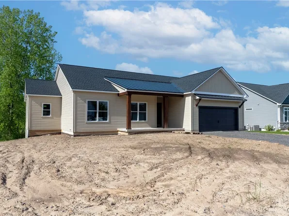 3034 Chillingham Way, Lysander, NY 13027
