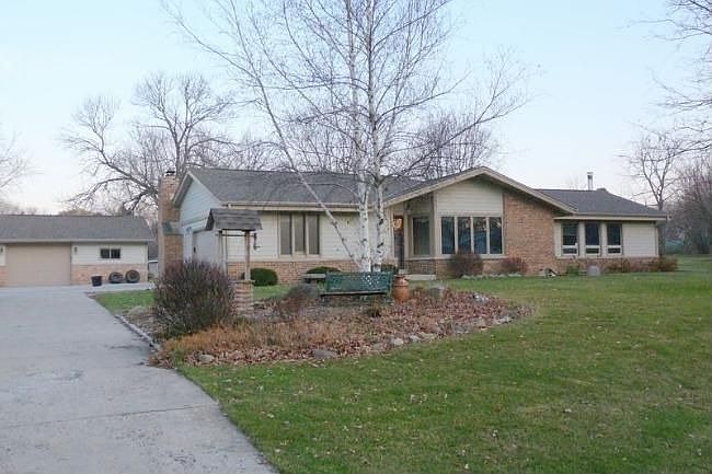 1st image of W277N818 Woodside Dr