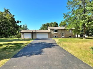 200 Ridgewood Ct, Phillips, WI 54555