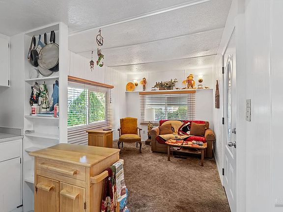 5th image of 490 Kay Mar Way
