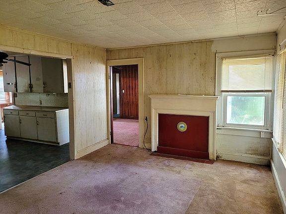 Additional Living Room