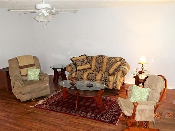 2nd image of 214 Gloucester Blvd #398