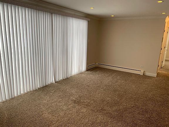 3rd image of 905 8th Ave APT 3