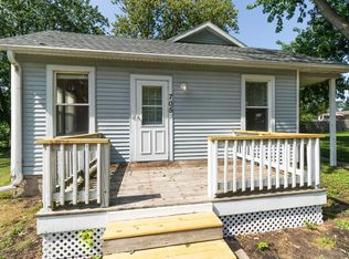 705 S Spruce St, Delavan, IL 61734