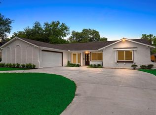 5510 Beechnut St, Houston, TX 77096