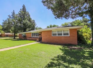 520 E 11th St, Littlefield, TX 79339